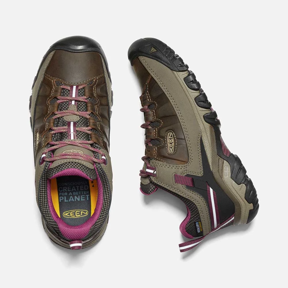 Keen Women's Targhee III Waterproof Hiking Shoe - Weiss/Boysenberry- Regular (B) - Image 4